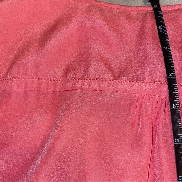 Daniel Cremieux Salmon Scalloped Sleeveless Blouse Size M - Picture 8 of 8